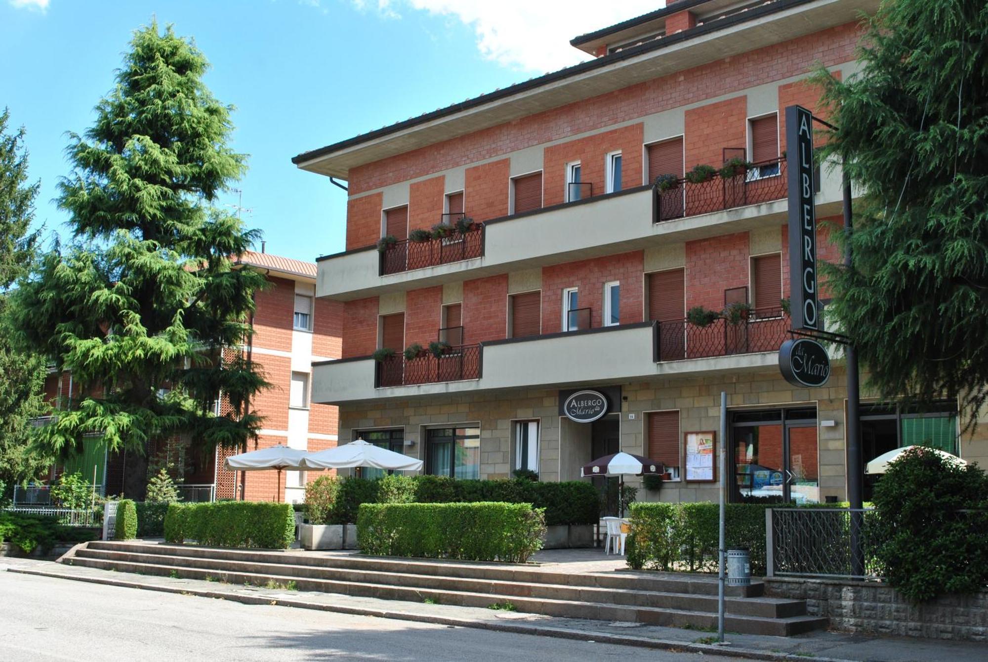 פיאנורו Albergo "Da Mario" מראה חיצוני תמונה